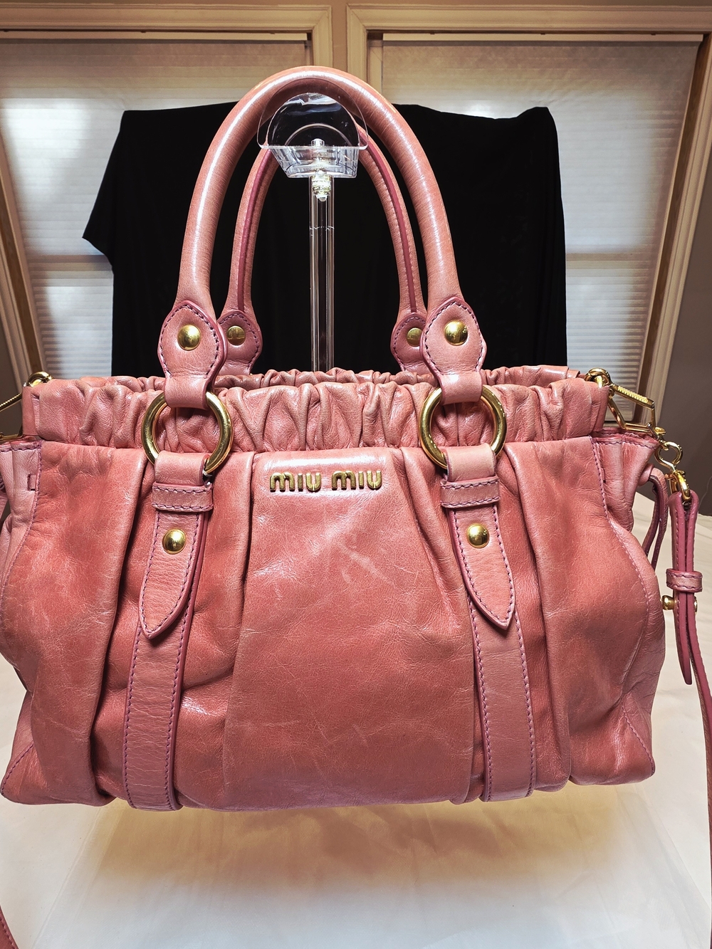 Vintage Miu Miu Vitello Lux Coral Gathered Ruched Leather Shoulder Bag w COA